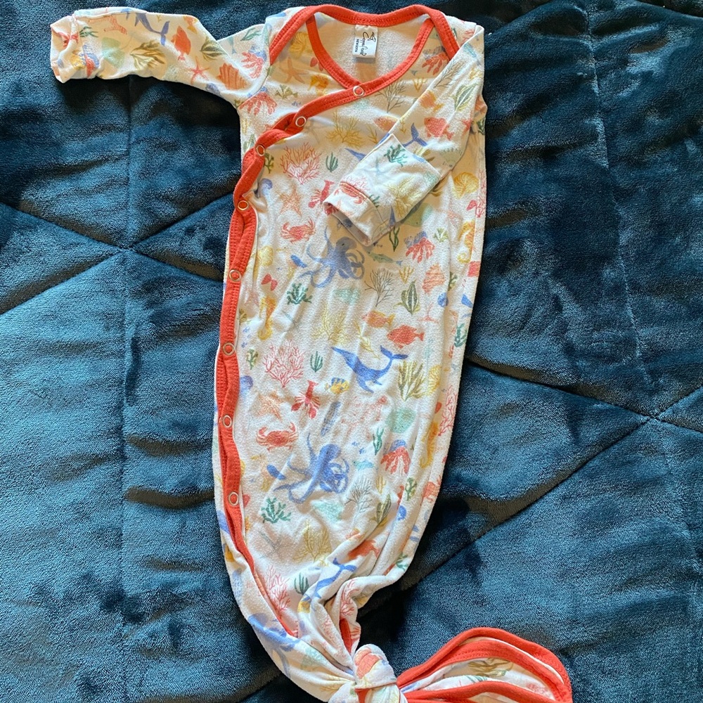 Unisex newborn baby knotted gown